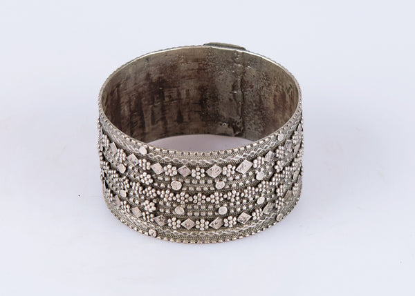 Metal bracelet from North Africa